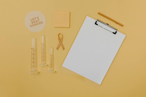 Guide Ultime: Essentiels Incontournables pour la Chambre de Bébé